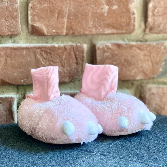 6-12M NWOT Carter’s Pink Dinosaur Slippers - Picture 4 of 9